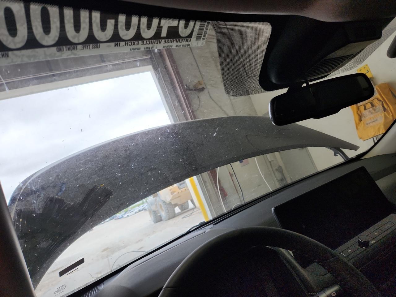 2026 Nissan Rogue Sl Черный vin: 5N1BT3CB1TC791233 Damage: Windshield, Broken, Replacement Required