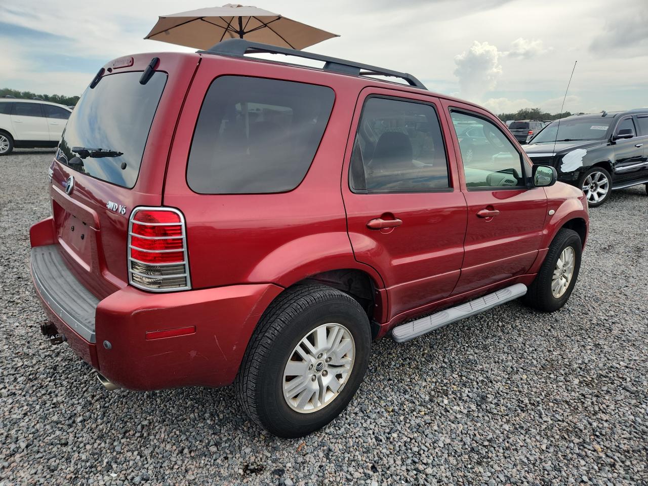 2006 Mercury Mariner Red vin: 4M2CU57136KJ08696