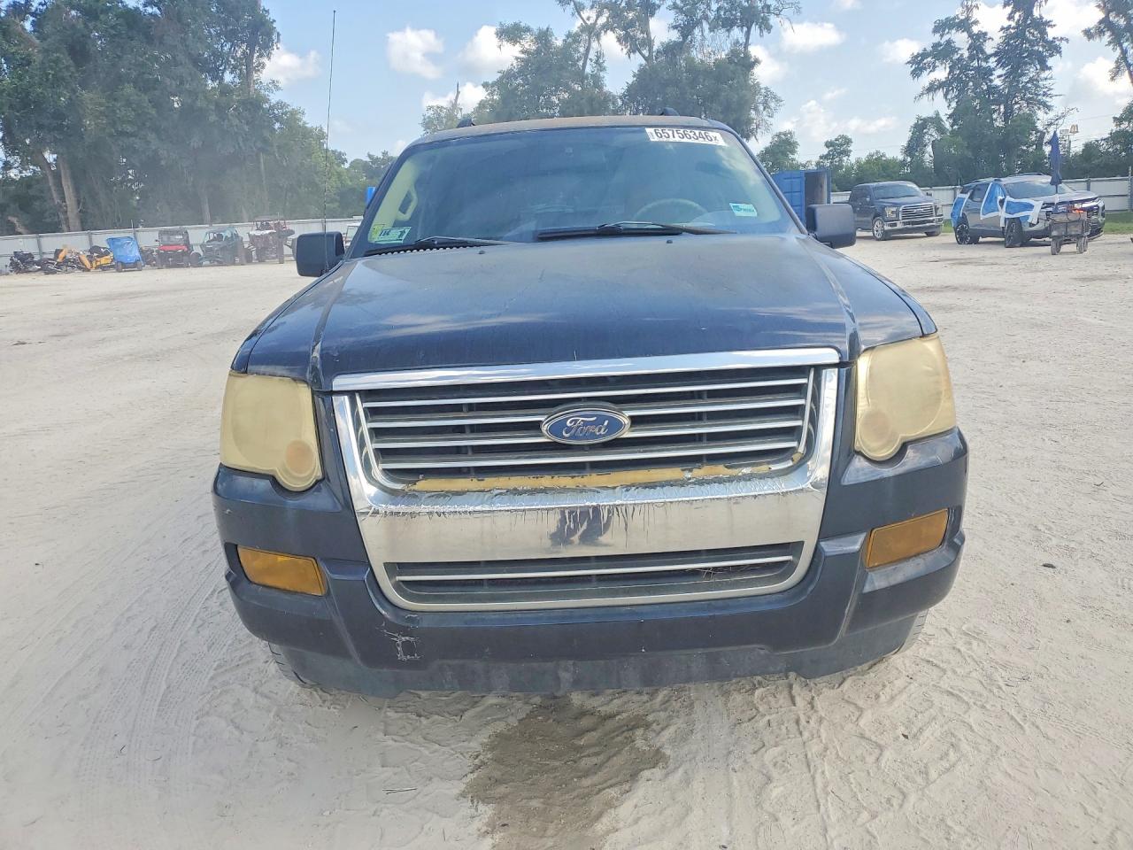 2007 Ford Explorer Xlt Black vin: 1FMEU63E27UB08350