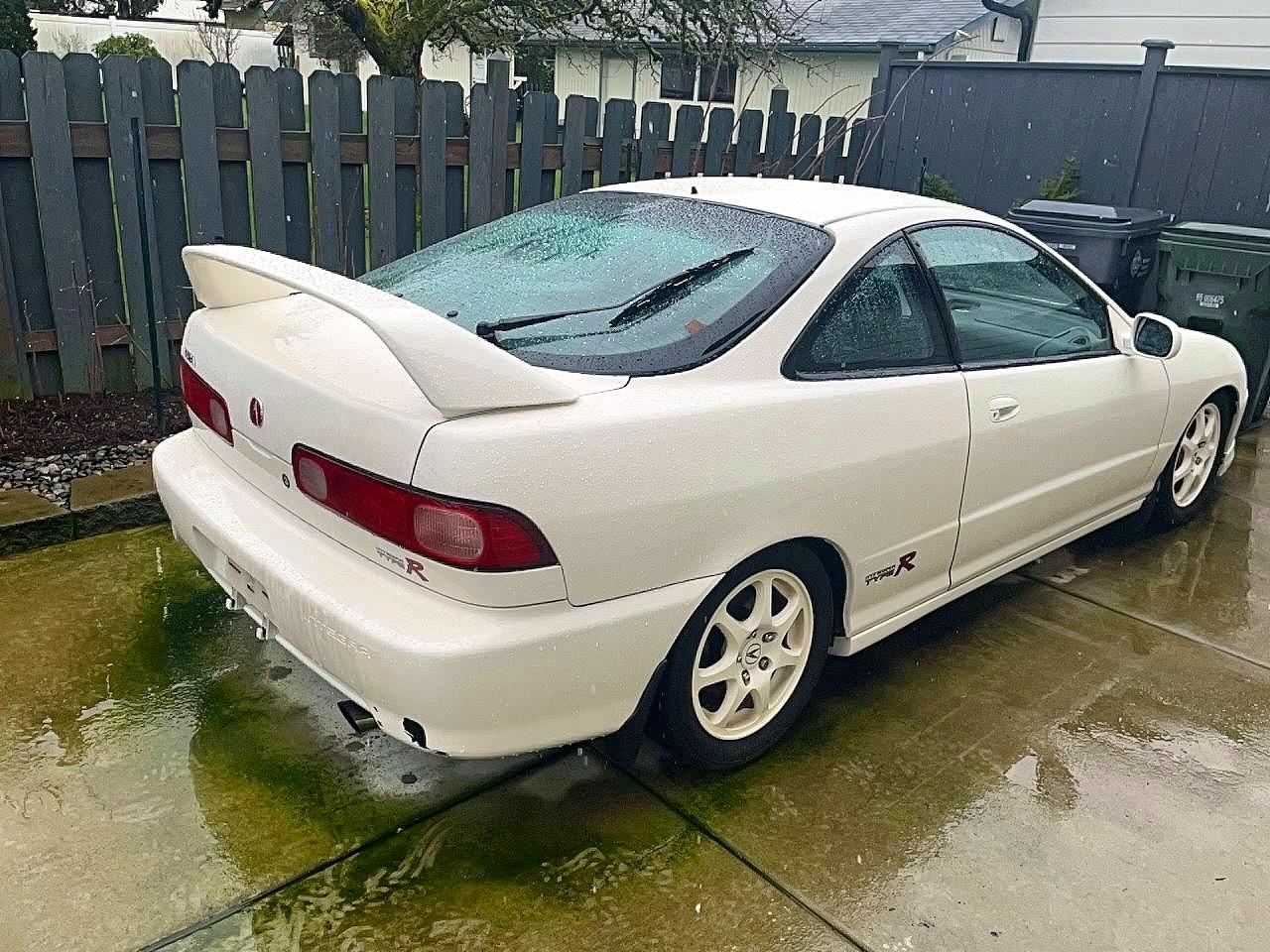 1998 Acura Integra Type-r White vin: JH4DC231XWS003993