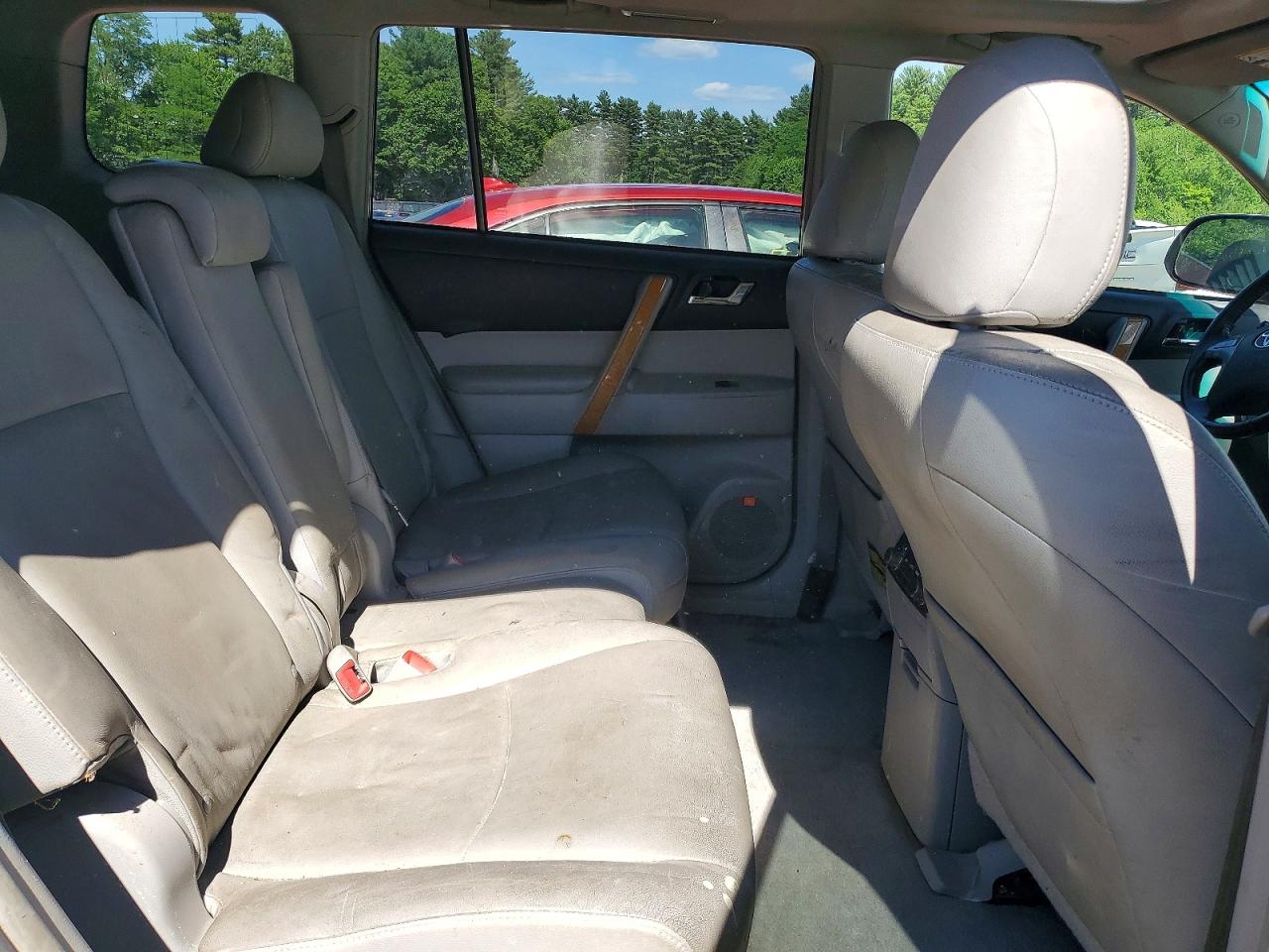 2008 Toyota Highlander Hybrid Limited White vin: JTEEW44A882001505