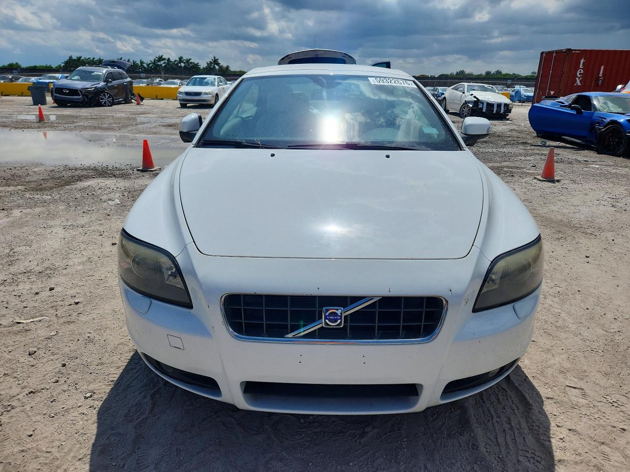 2009 Volvo C70 T5 White vin: YV1MC67239J075716