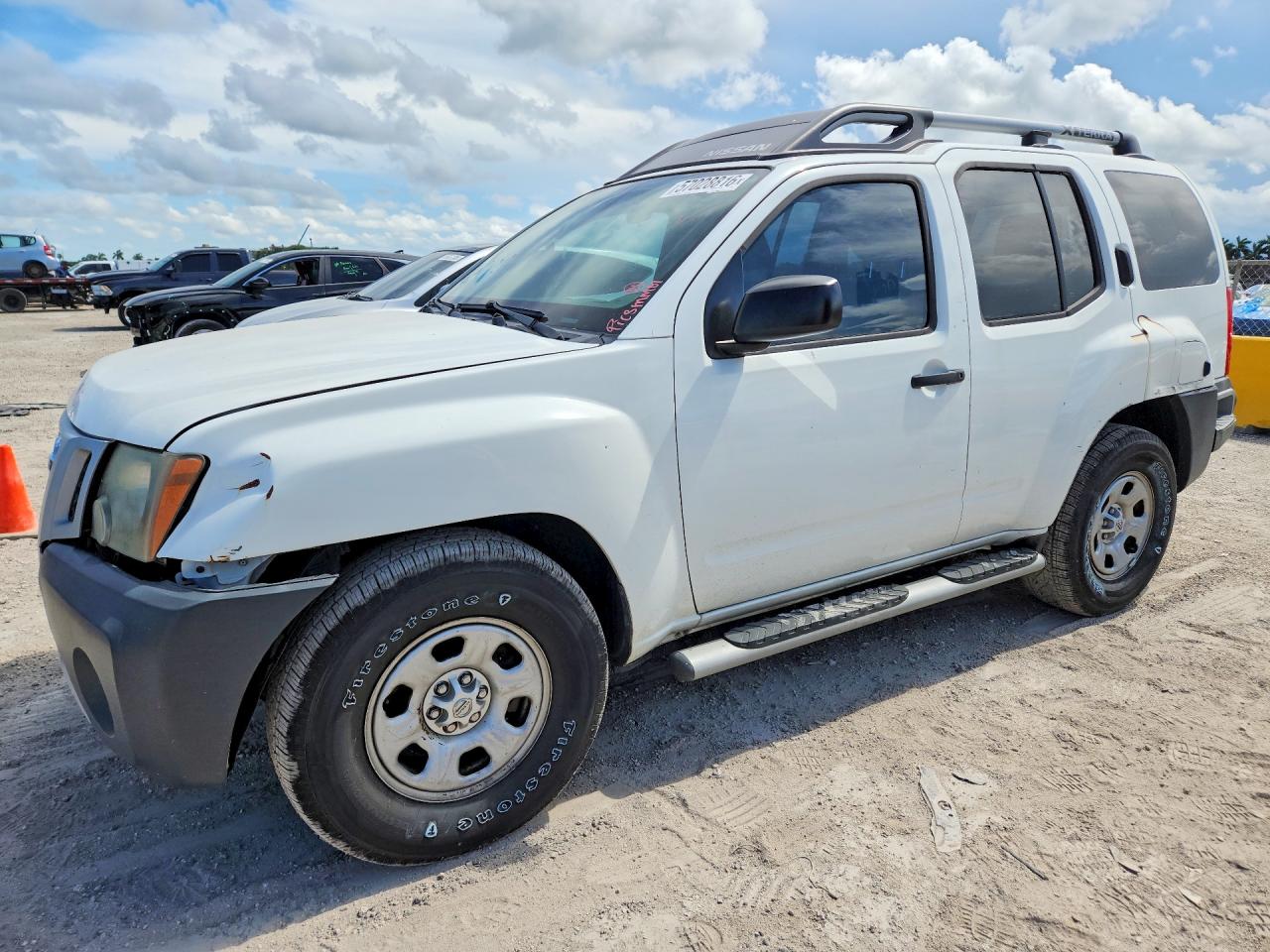 2013 Nissan Xterra X White vin: 5N1AN0NU0DN825638