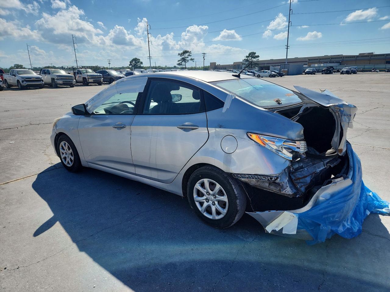 2013 Hyundai Accent Gls Серебряный vin: KMHCT4AE0DU523230