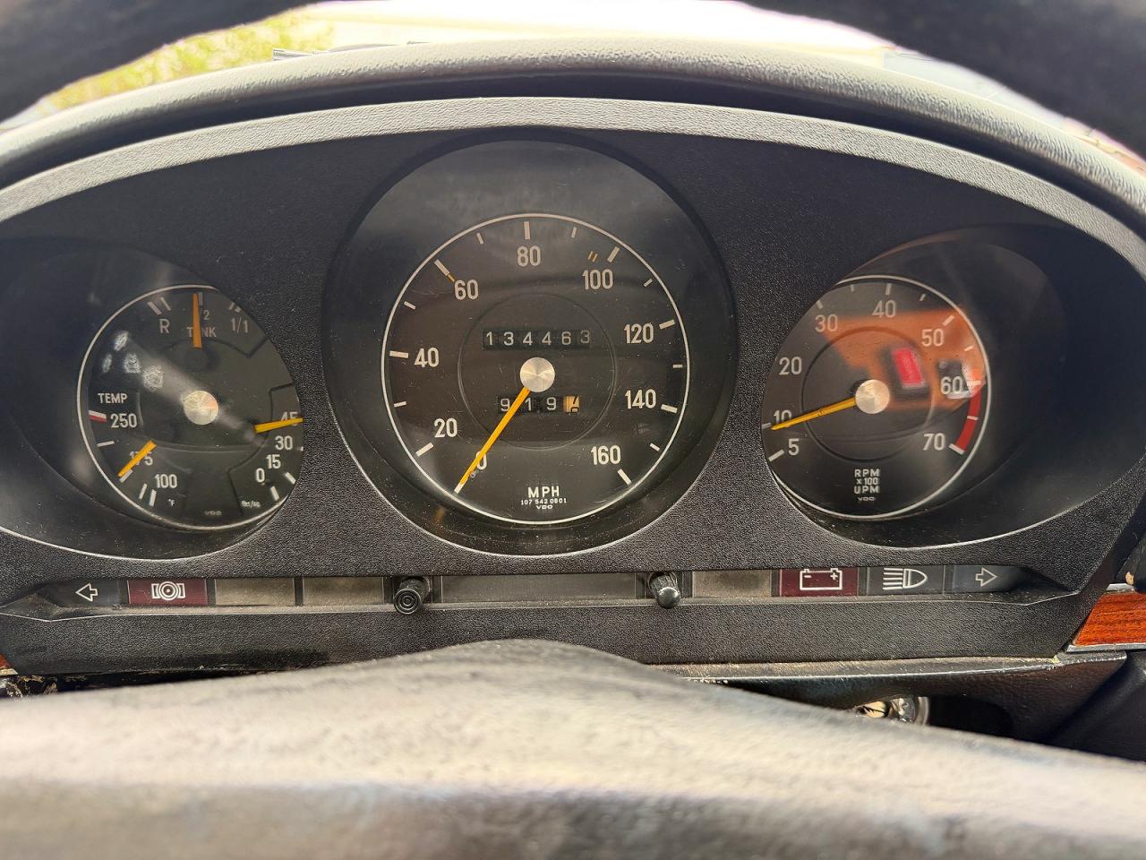 1972 Mercedes-benz 350sl Red vin: 10704412003010