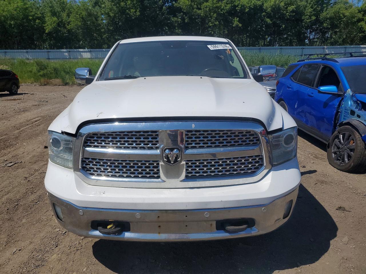 2015 Ram 1500 Laramie White vin: 1C6RR7VM7FS733927