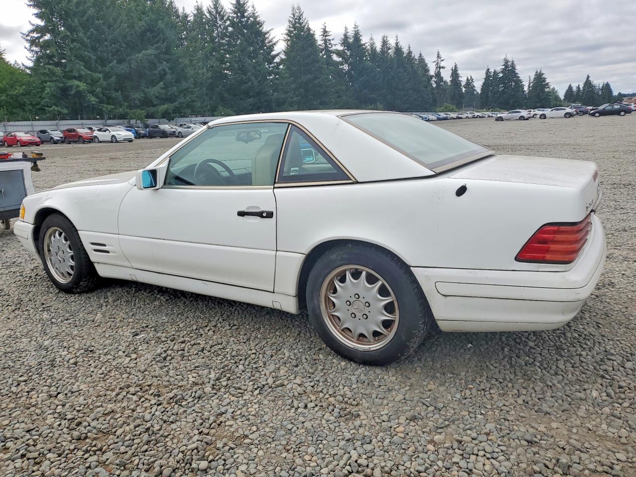 1996 Mercedes-benz Sl 320 White vin: WDBFA63F2TF138536