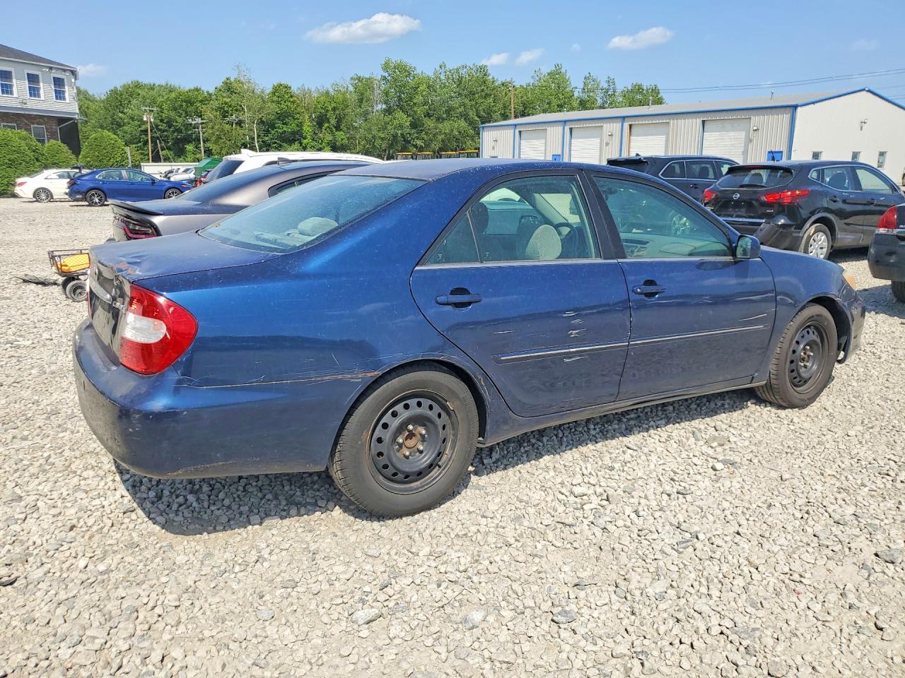 2002 Toyota Camry Xle Blue vin: 4T1BE30K52U554977
