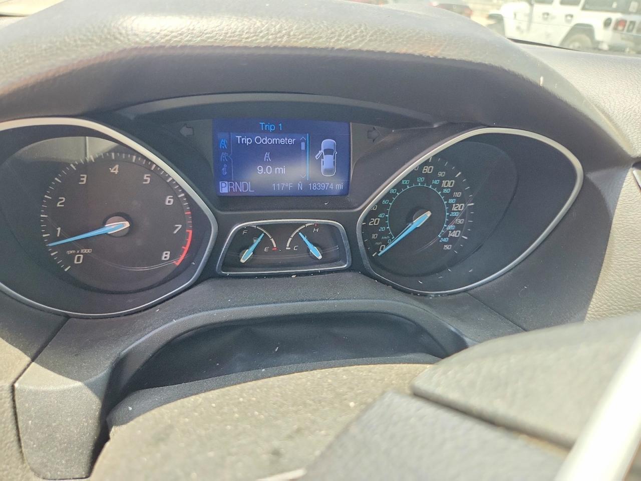 2012 Ford Focus Se Черный vin: 1FAHP3F23CL449156