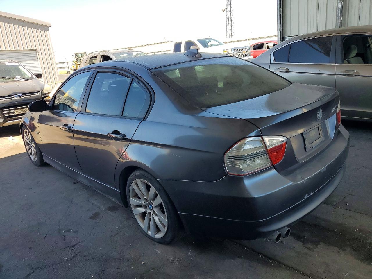 2006 Bmw 325 I Серый vin: WBAVB13556KR62222