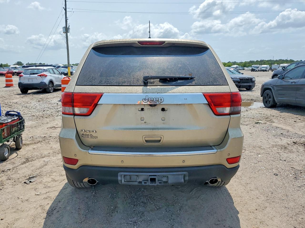 2011 Jeep Grand Cherokee Overland Gold vin: 1J4RR6GT7BC713036