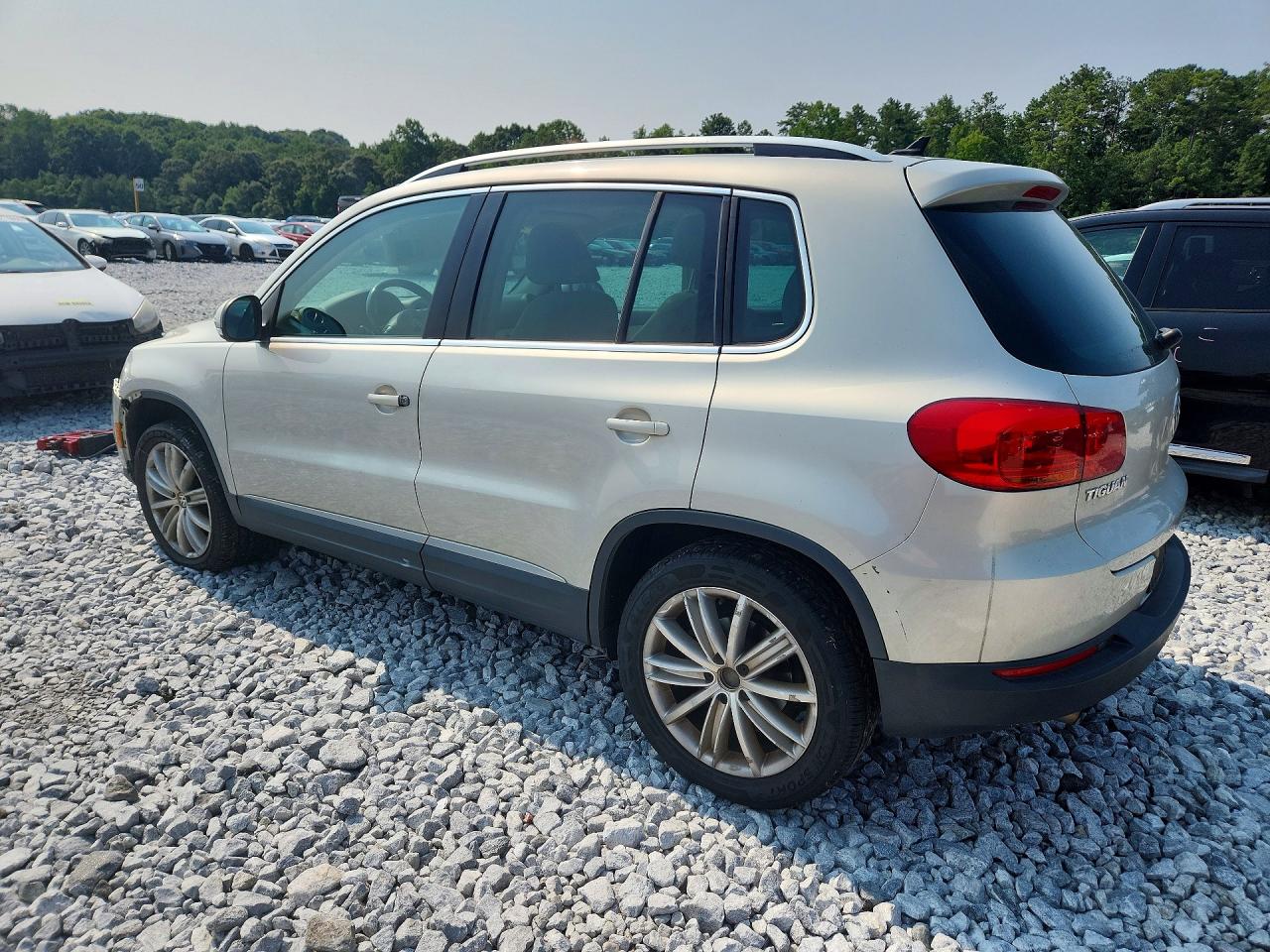 2012 Volkswagen Tiguan S Silver vin: WVGAV7AX0CW536955