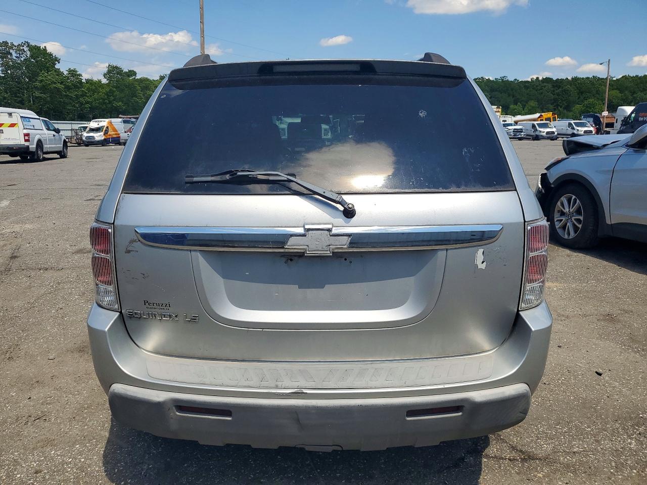 2005 Chevrolet Equinox Ls Gray vin: 2CNDL13F356197108