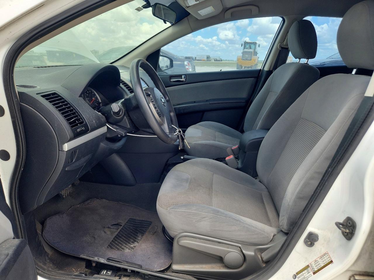 2010 Nissan Sentra 2.0 White vin: 3N1AB6AP5AL625594
