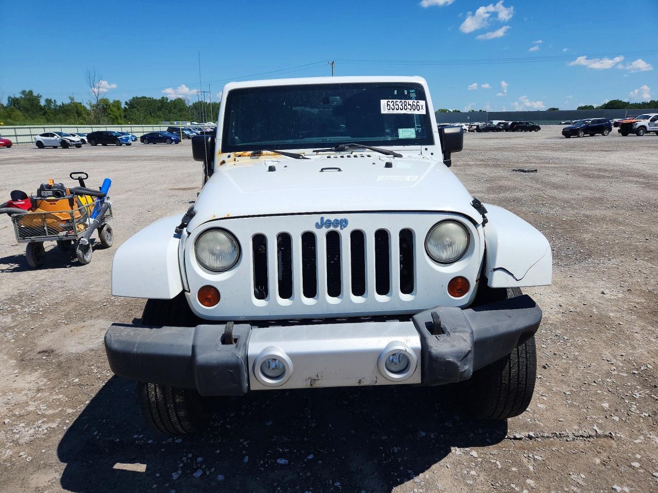 2013 Jeep Wrangler Unlimited Sahara White vin: 1C4BJWEG2DL595145