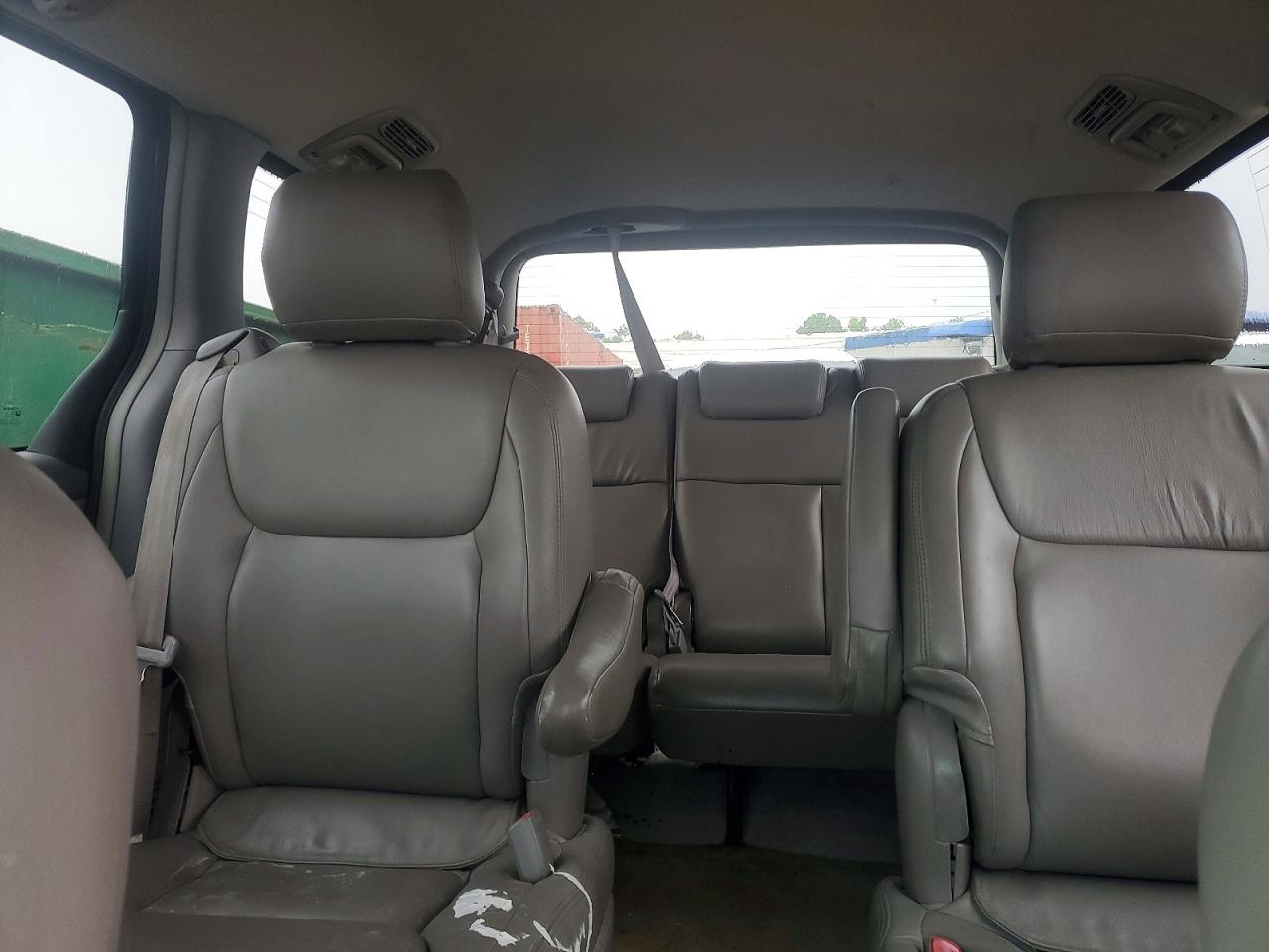 2005 Toyota Sienna Xle 7 Passenger Silver vin: 5TDZA22C95S290380