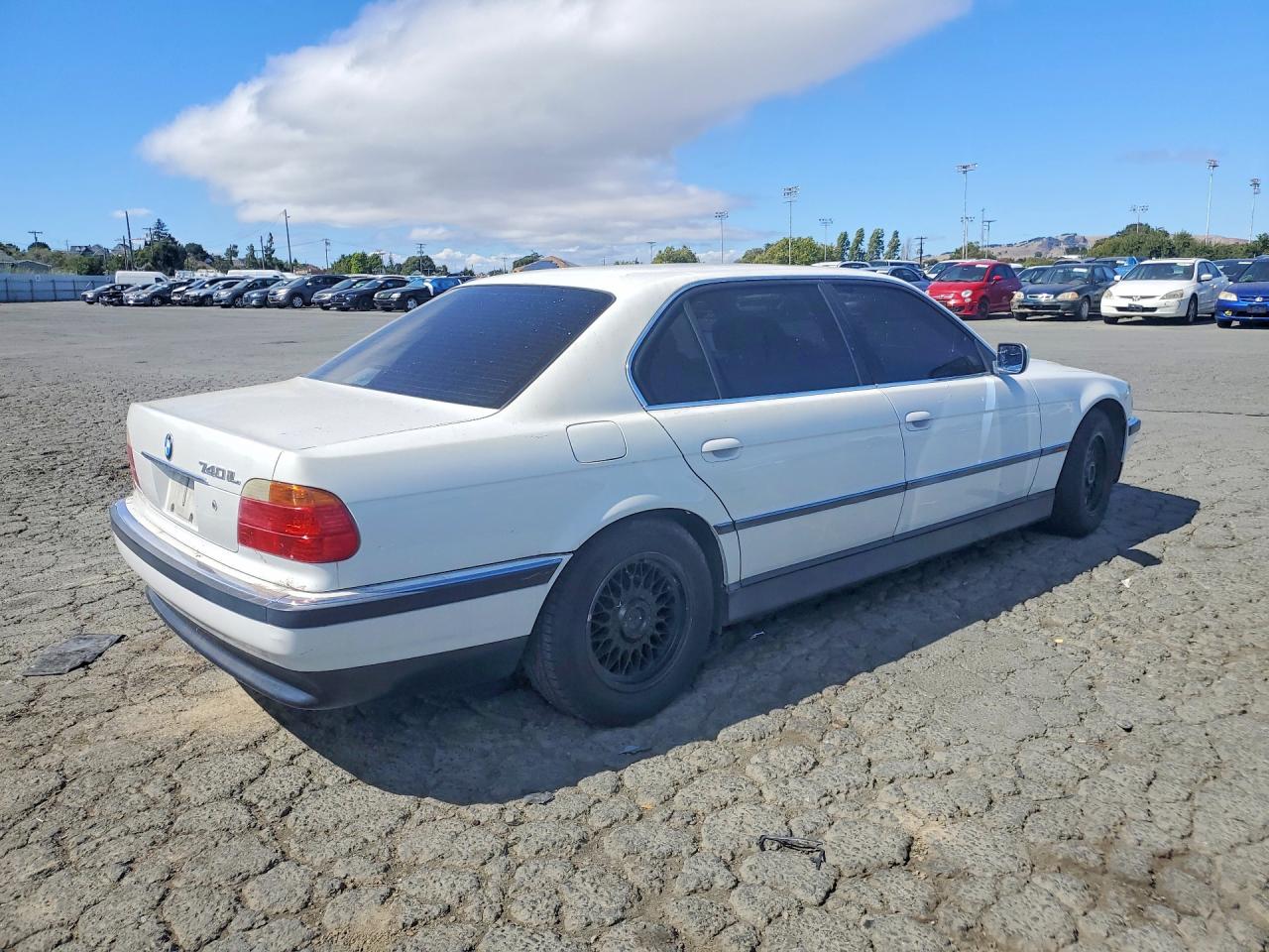 1999 Bmw 740 Il Белый vin: WBAGH8335XDP03041