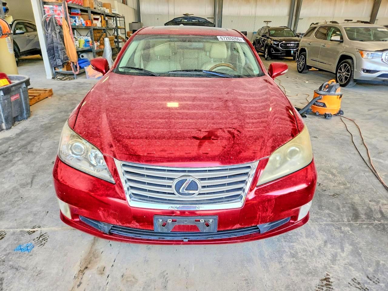 2010 Lexus Es 350 Maroon vin: JTHBK1EG3A2347969