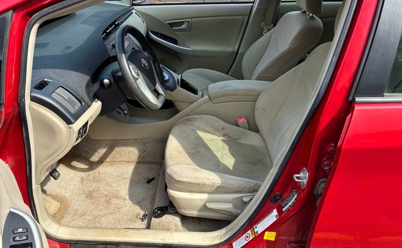 2011 Toyota Prius Two Red vin: JTDKN3DU9B1428574