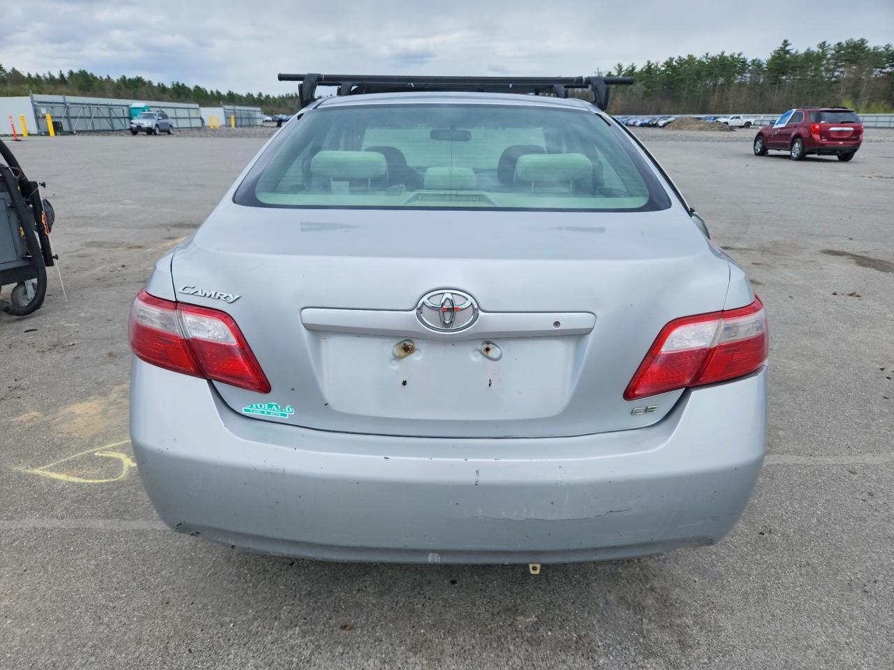 2007 Toyota Camry Ce Silver vin: JTNBE46KX73033909