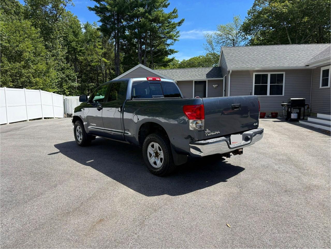 2009 Toyota Tundra Grade Blue vin: 5TFBV54149X093359
