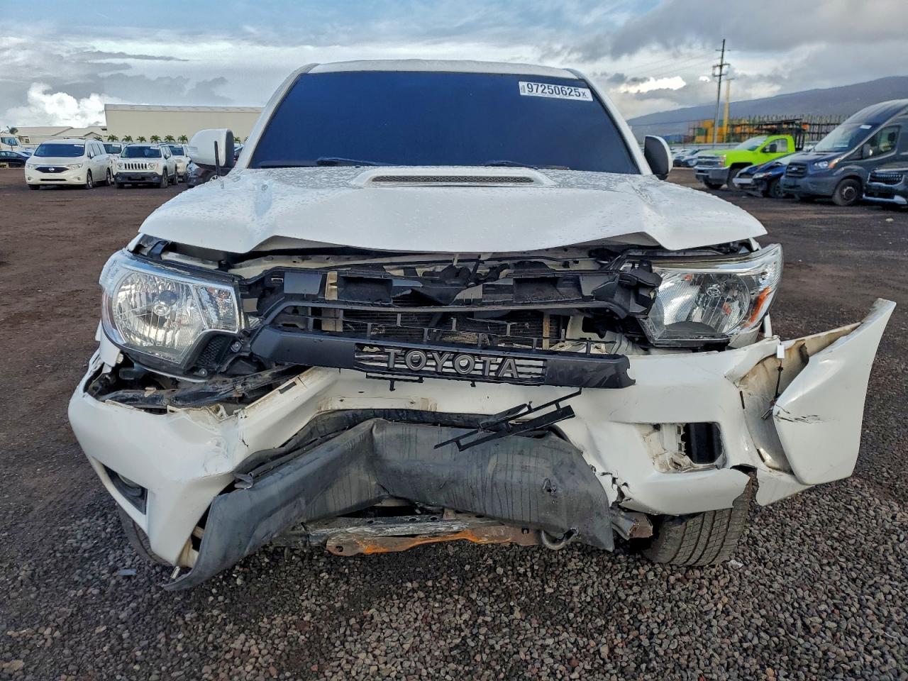 2015 Toyota Tacoma Double Cab Prerunner Белый vin: 3TMJU4GNXFM193409