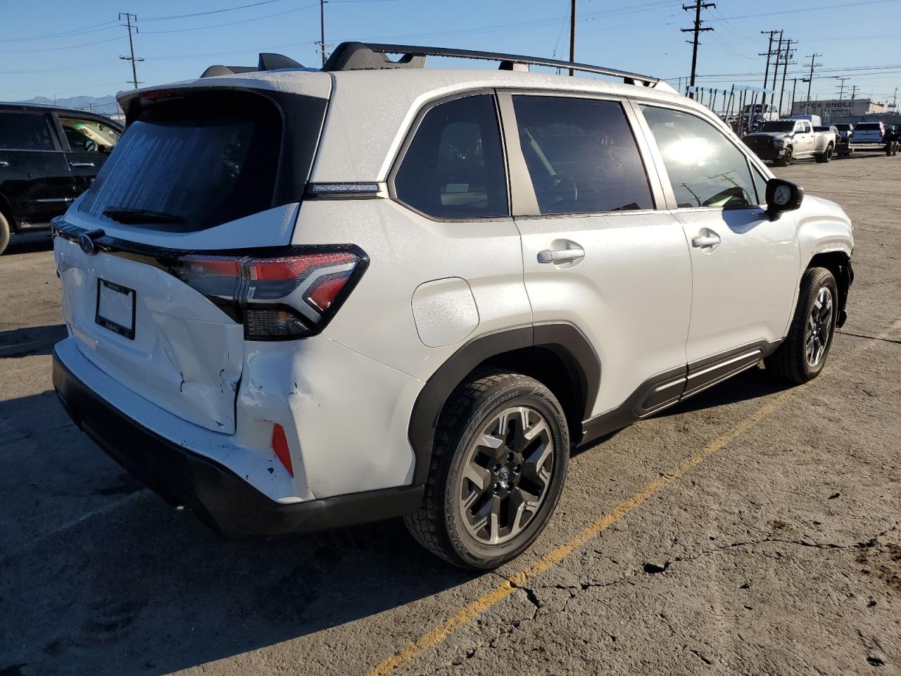 2025 Subaru Forester Premium White vin: JF2SLDBC2SH445442