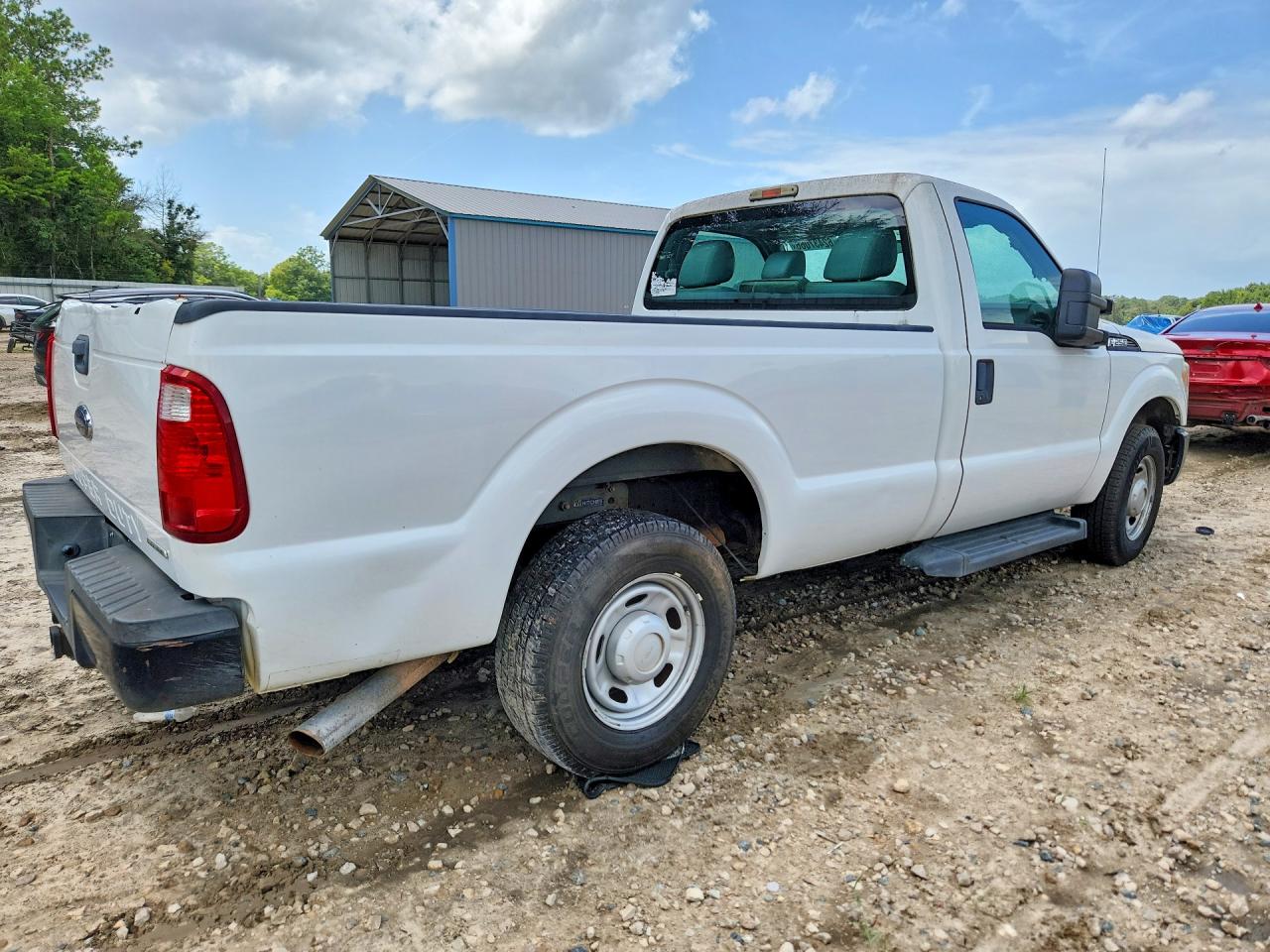 2014 Ford F250 Super Duty White vin: 1FTBF2A66EEA30362