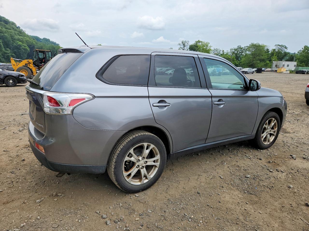 2014 Mitsubishi Outlander Se Серый vin: JA4AZ3A32EZ003287