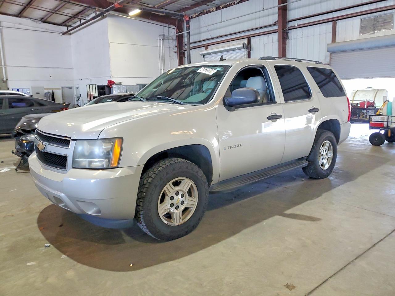2008 Chevrolet Tahoe C1500 Silver vin: 1GNFC13C58R112482