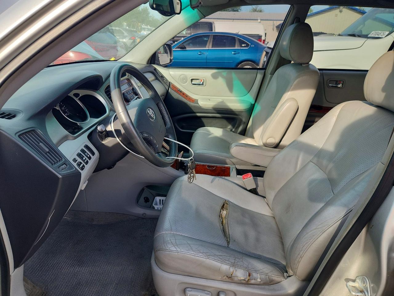 2005 Toyota Highlander Limited Серебряный vin: JTEEP21A050111400