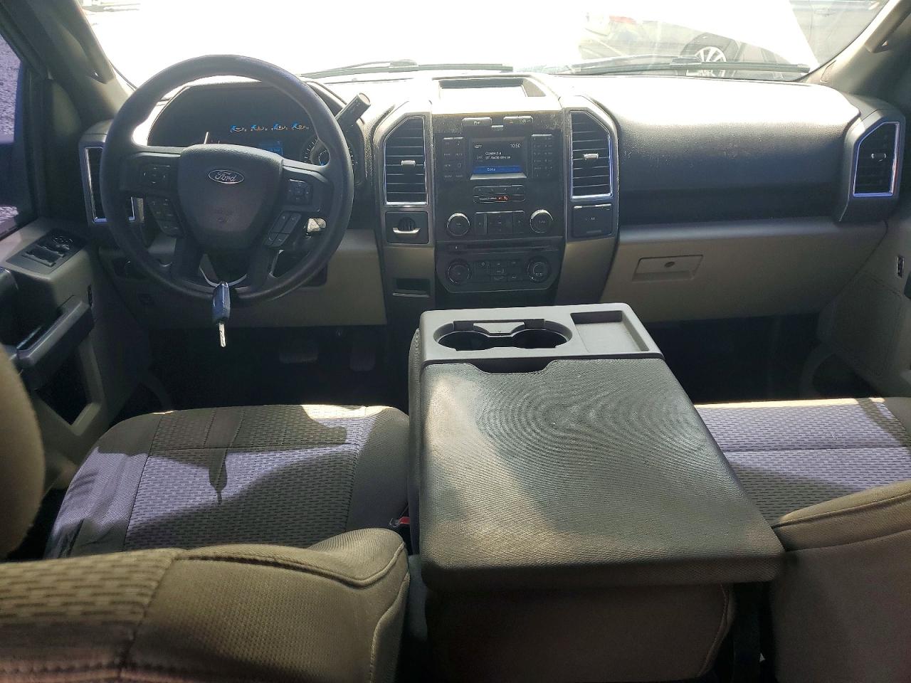 2015 Ford F150 Supercrew White vin: 1FTEW1CP3FFA58564