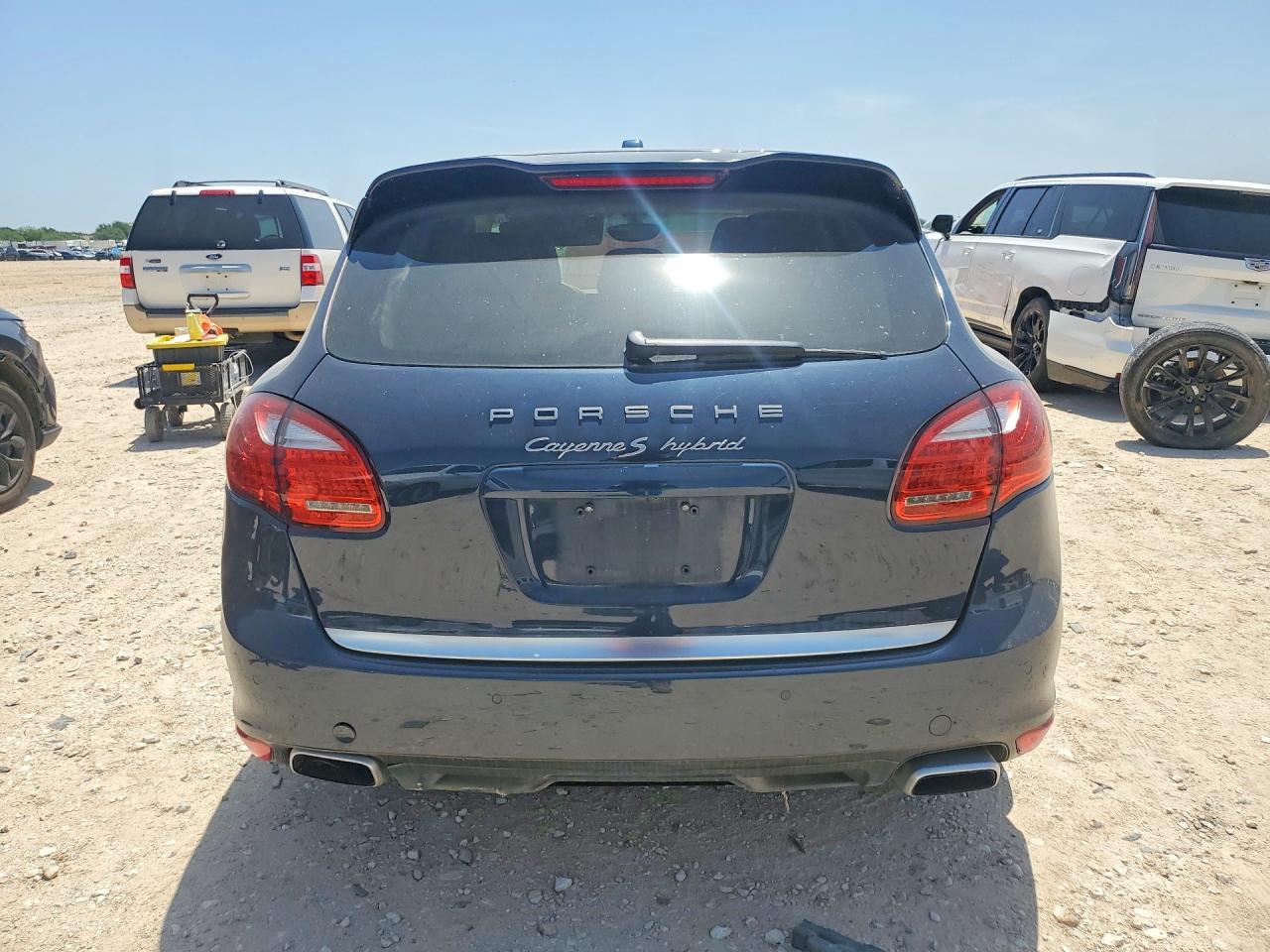 2011 Porsche Cayenne S Hybrid Black vin: WP1AE2A29BLA94199