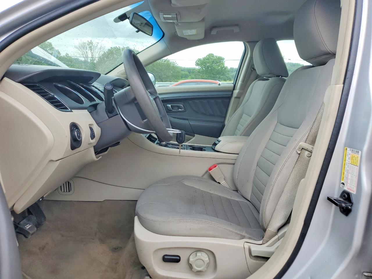 2011 Ford Taurus Se Silver vin: 1FAHP2DW5BG134916