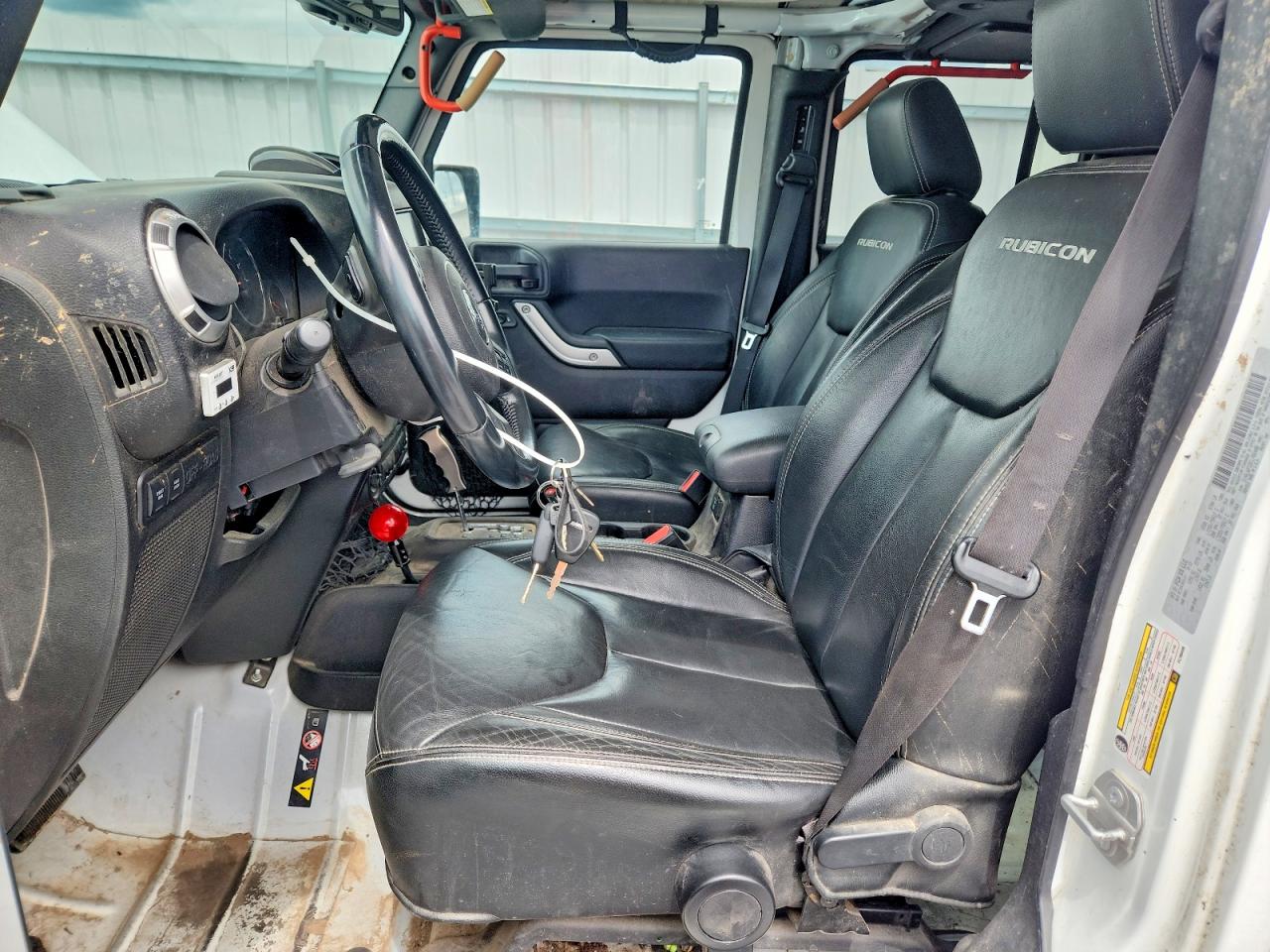 2015 Jeep Wrangler Unlimited Rubicon White vin: 1C4BJWFG9FL765406