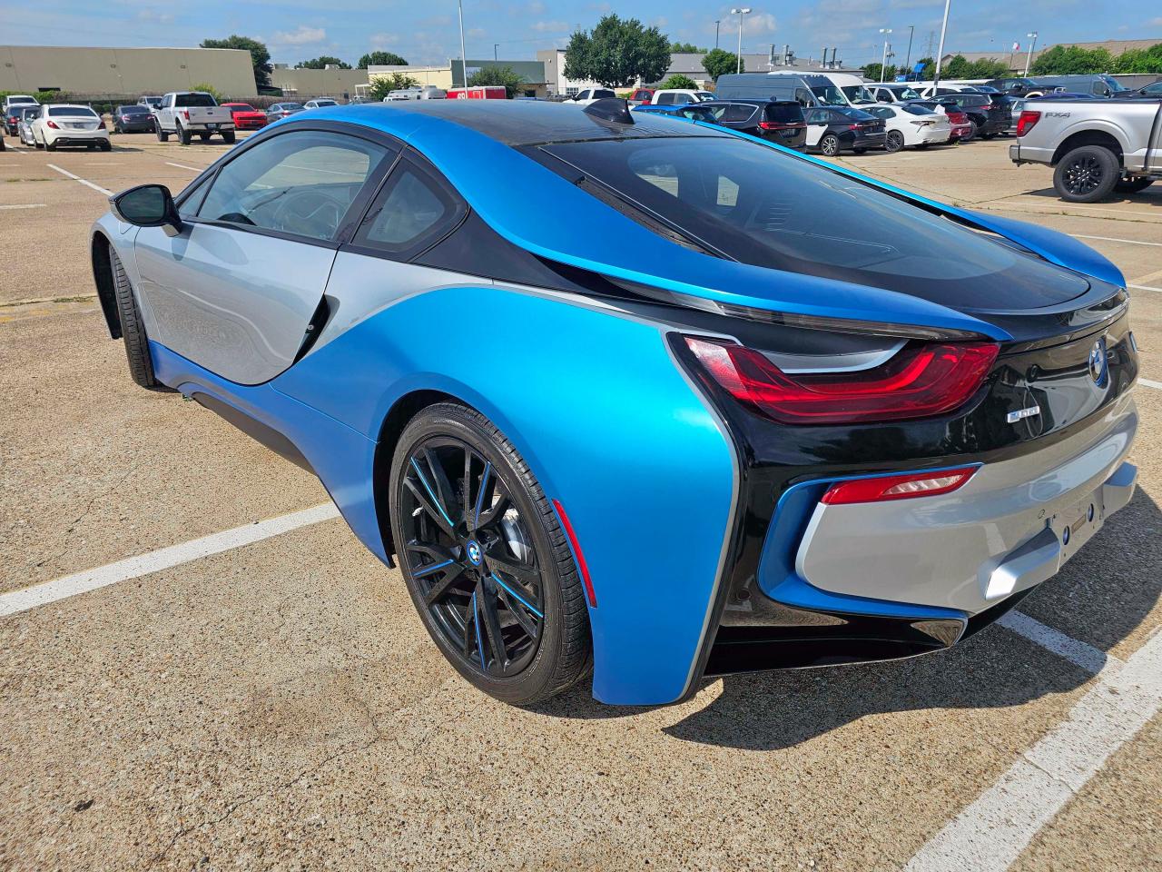 2014 Bmw I8 Two Tone vin: WBY2Z2C51EVX64711