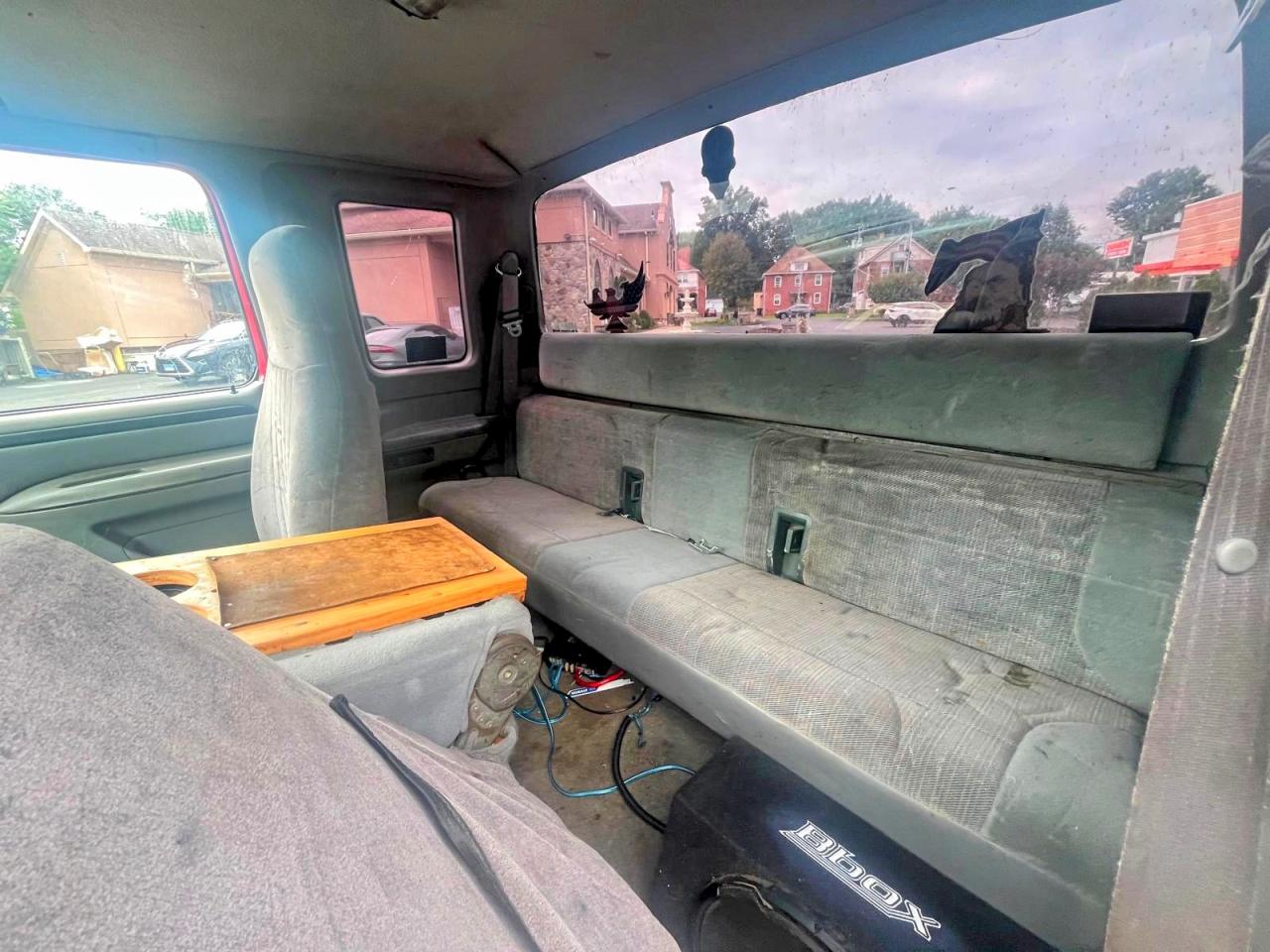 1997 Ford F250 Two Tone vin: 1FTHX26H8VEC43508