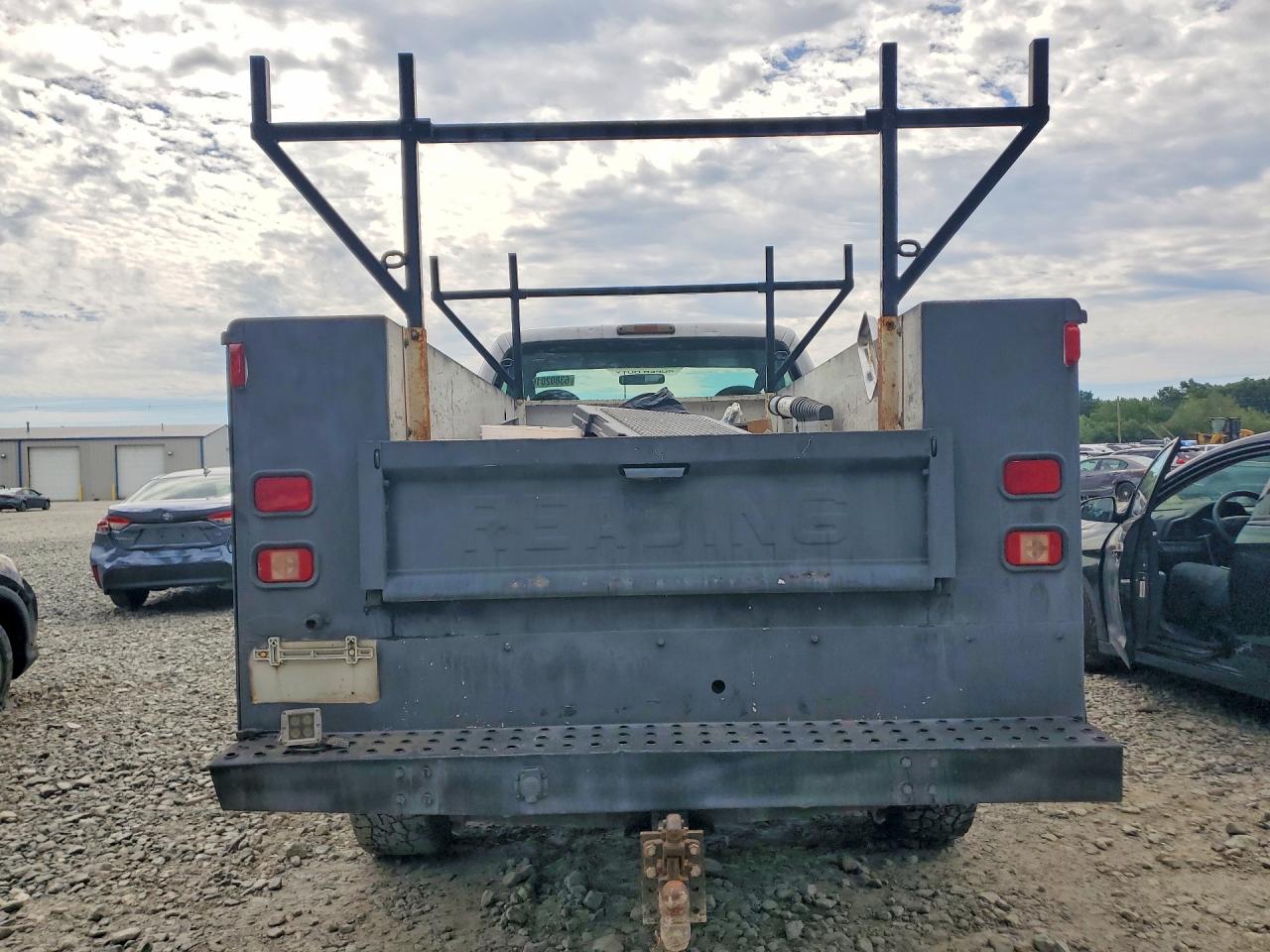 2009 Ford F250 Super Duty White vin: 1FDNF21559EA66775