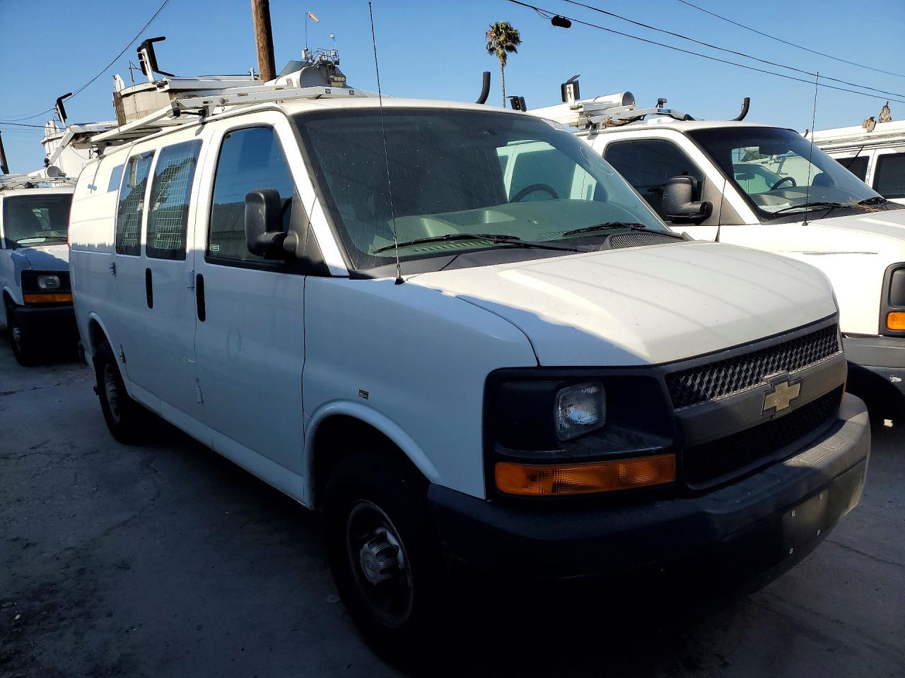 2013 Chevy Express G2500-r&d-cln Title-pri Fleet White vin: 1GCWGFCBXD1902421