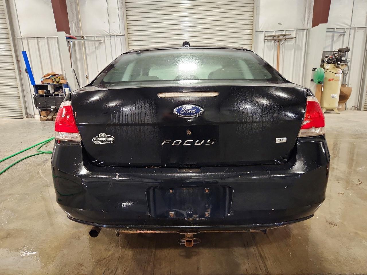 2009 Ford Focus Se Black vin: 1FAHP35N49W200562