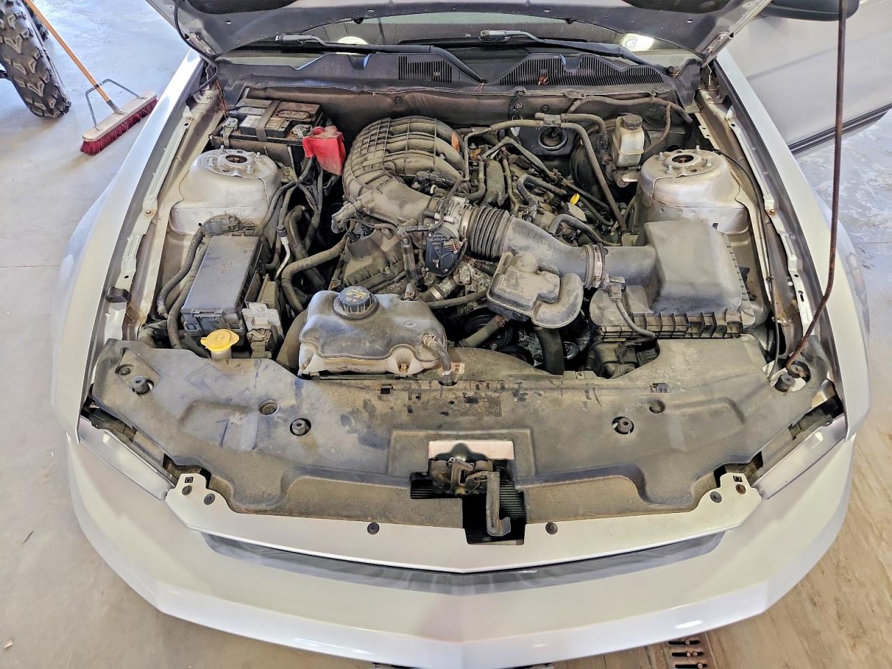 2012 Ford Mustang Silver vin: 1ZVBP8AM7C5287524