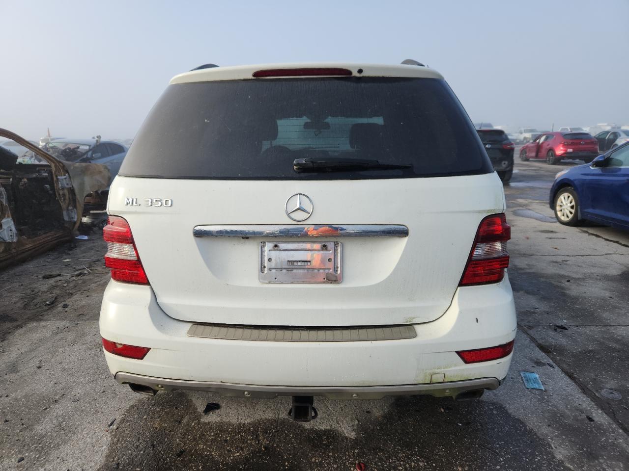 2010 Mercedes-benz Ml 350 White vin: 4JGBB5GB7AA541089