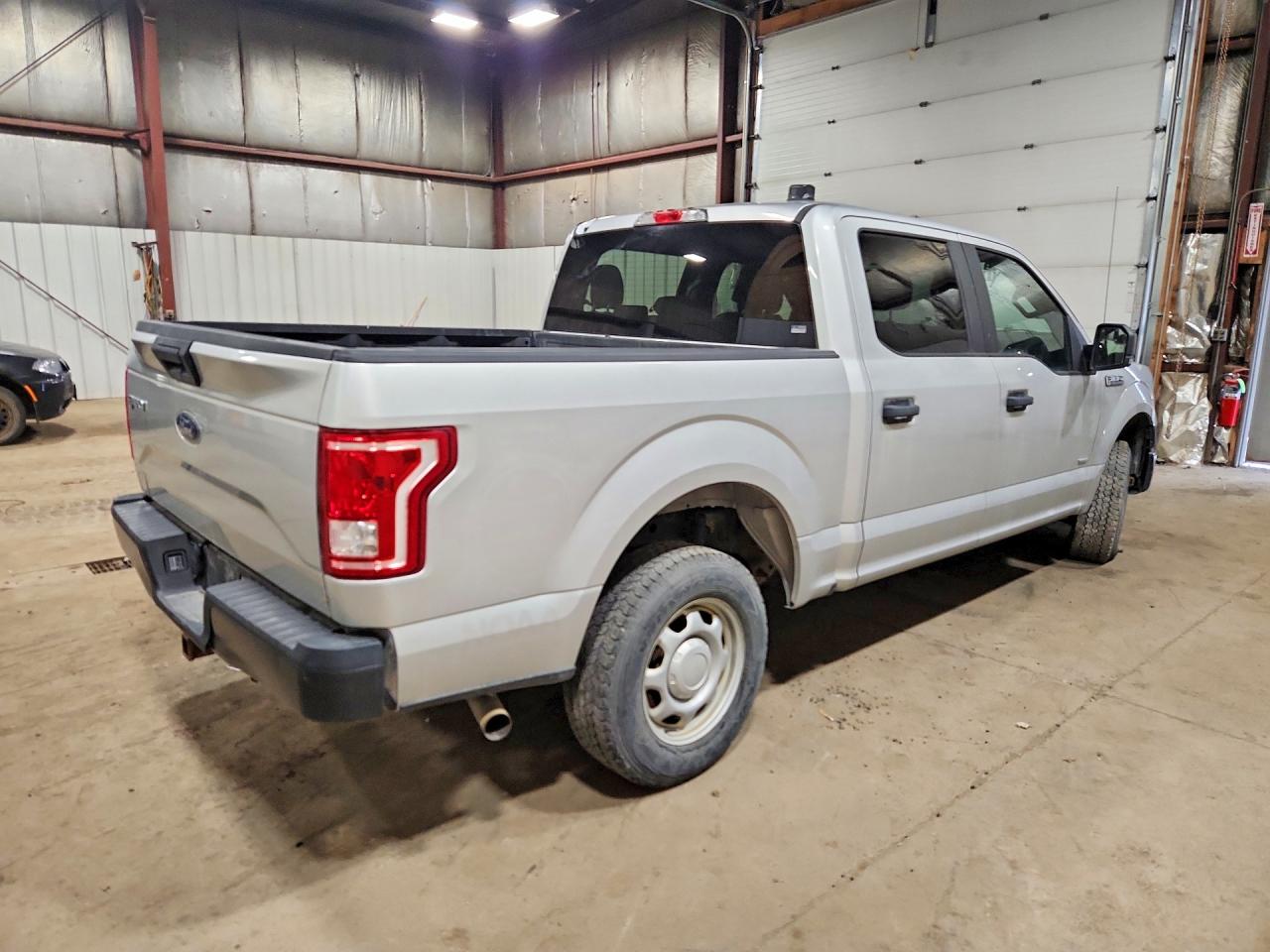 2015 Ford F150 Supercrew Silver vin: 1FTEW1EG9FKE55166