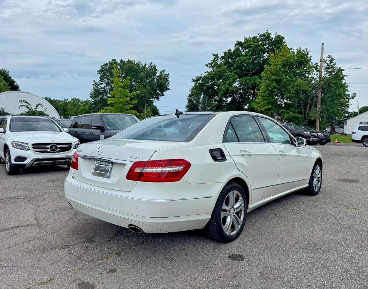 2011 Mercedes-benz E 350 4matic White vin: WDDHF8HB7BA349889