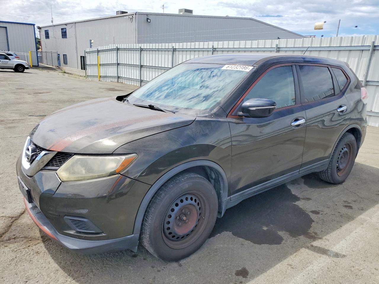 2014 Nissan Rogue S Green vin: 5N1AT2MT0EC803016