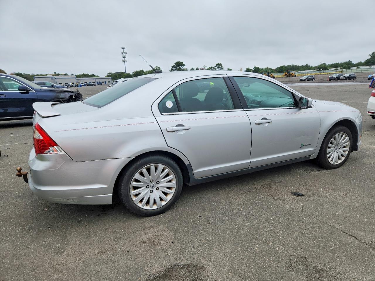 2011 Ford Fusion Hybrid Серебряный vin: 3FADP0L33BR102260