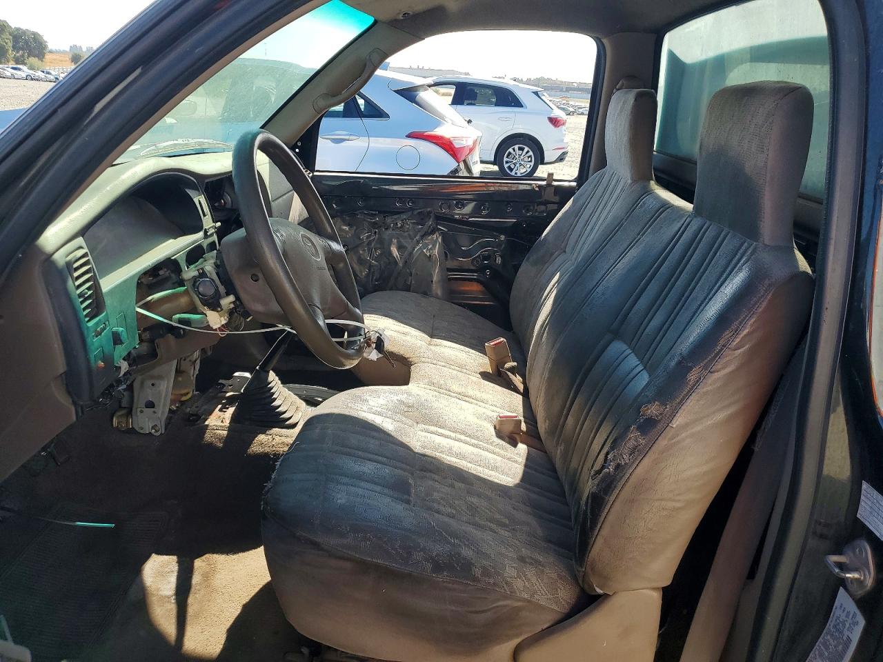2001 Toyota Tacoma Base Black vin: 5TENL42N51Z822467