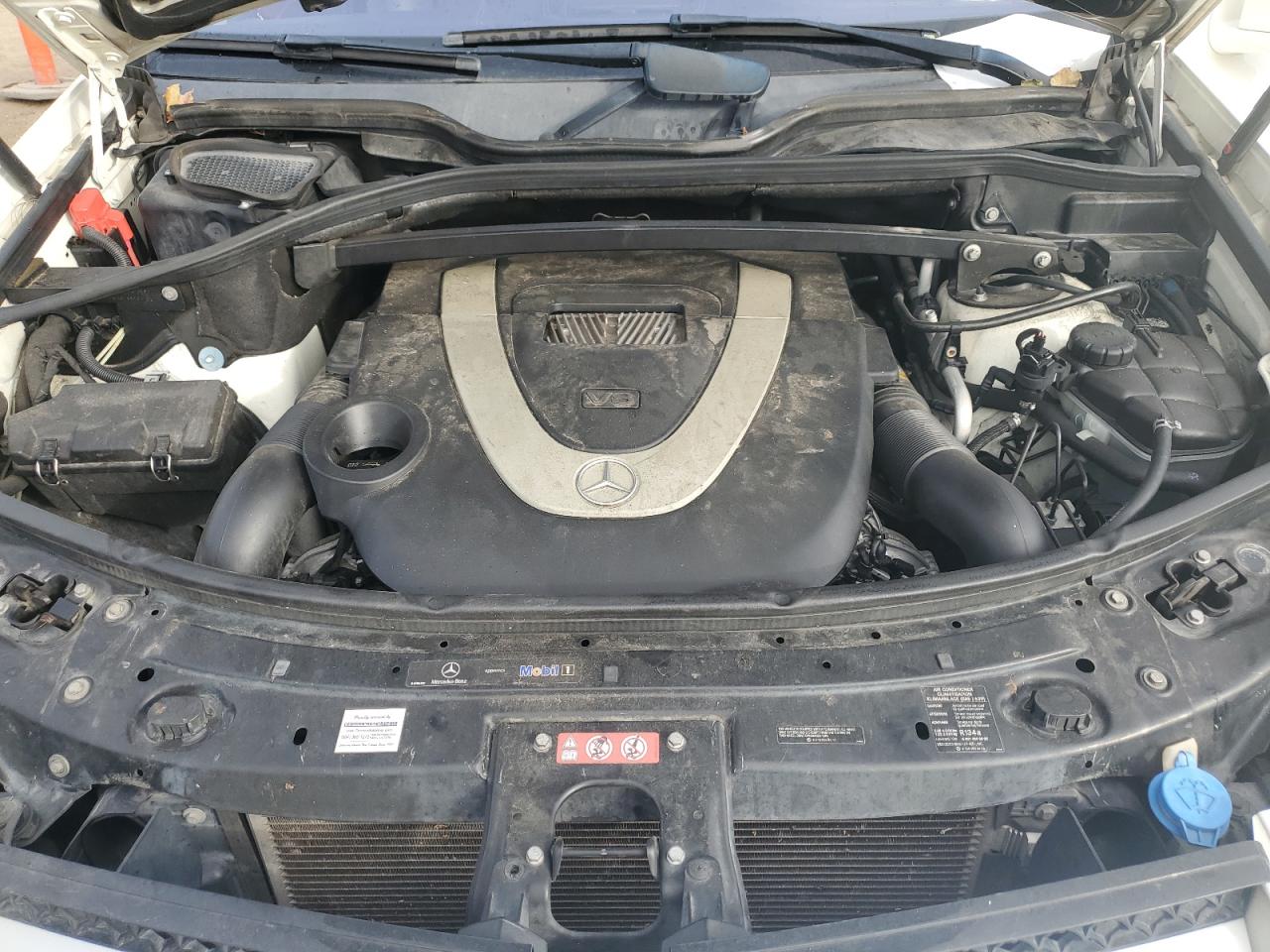 2012 Mercedes-benz Gl 450 4matic Белый vin: 4JGBF7BE0CA767267