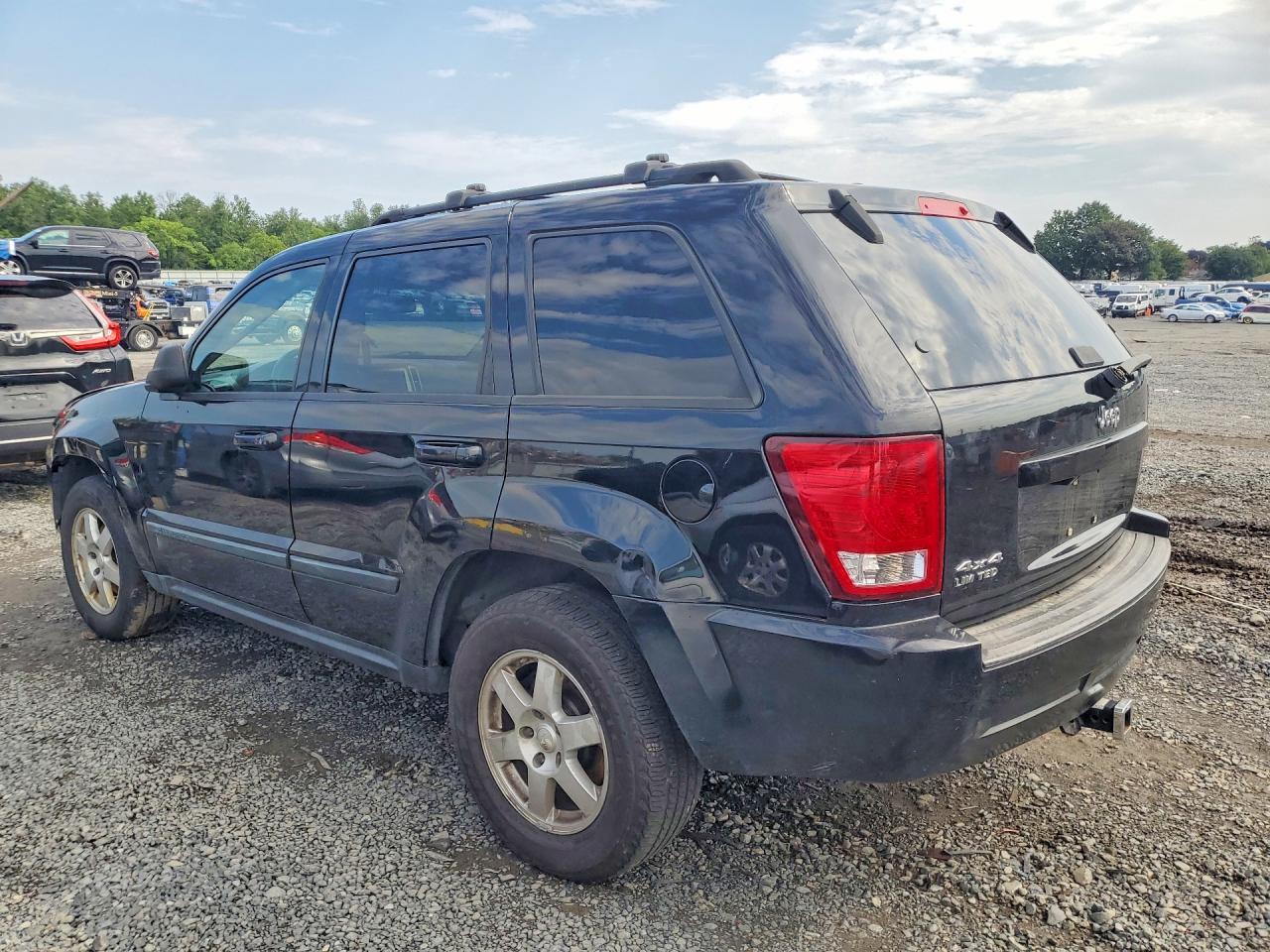 2008 Jeep Grand Cherokee Laredo Black vin: 1J8GR48K18C153698