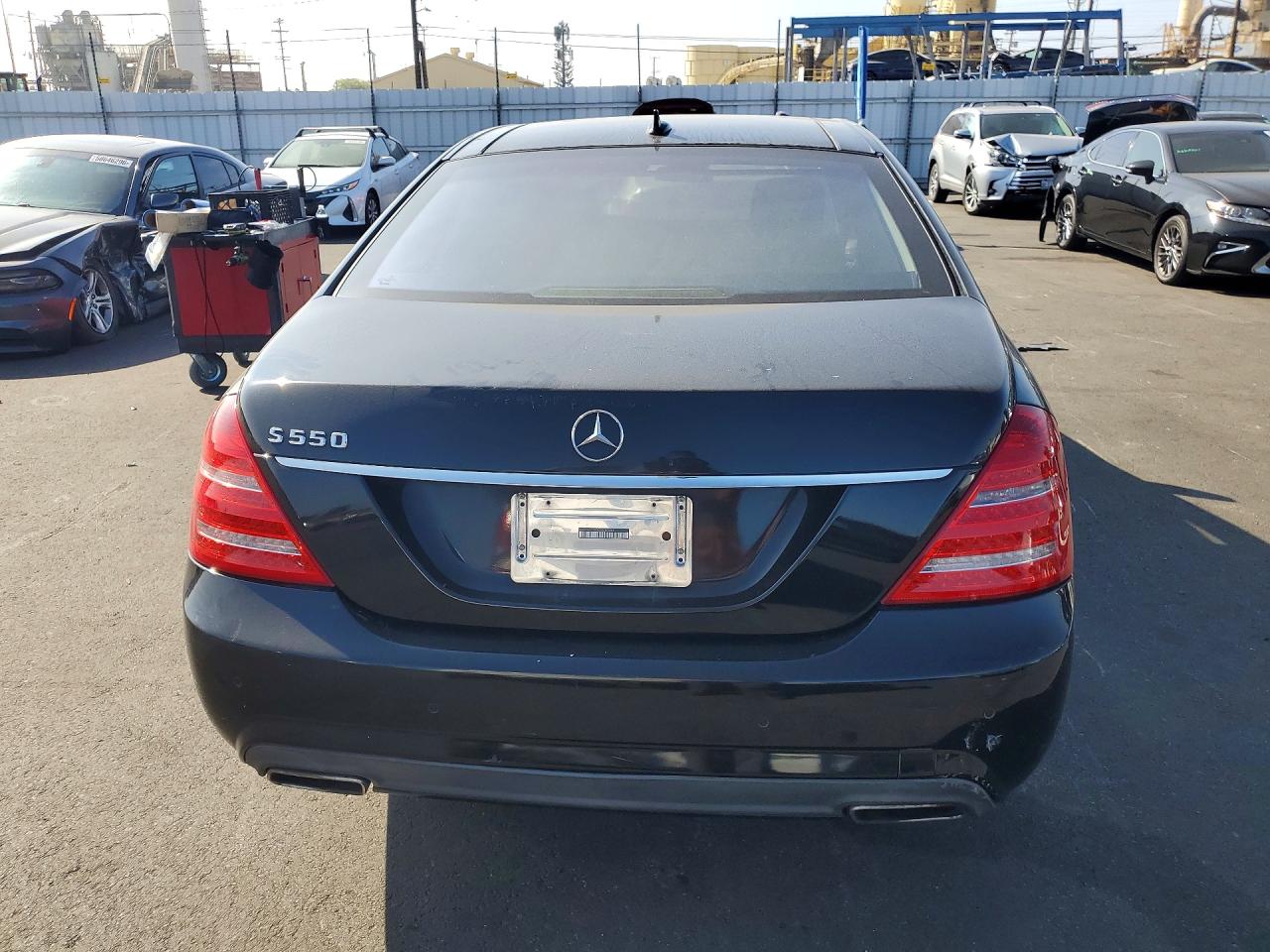 2013 Mercedes-benz S 550 Black vin: WDDNG7DB9DA537588